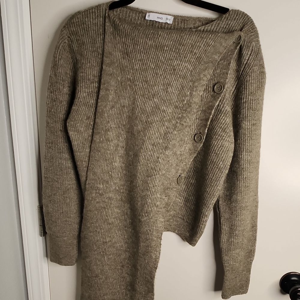 Mango Olive Ribbed Button-Accent Women's Sweater